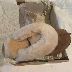 Ugg Coquette Size 6 