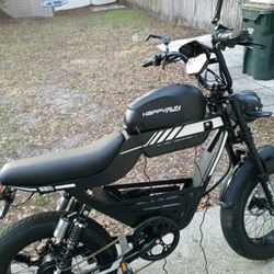 Brand New Black Happy Run E-bike 