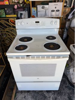 Electrict stove new It's only missing the cable.
