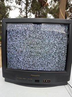 Vintage 20" Panasonic CRT TV + VHS/DVD Combo – Ultimate Retro Gaming Setup