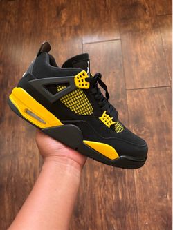 Jordan 4 Retro