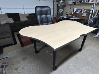 Computer Desk Or Art Table