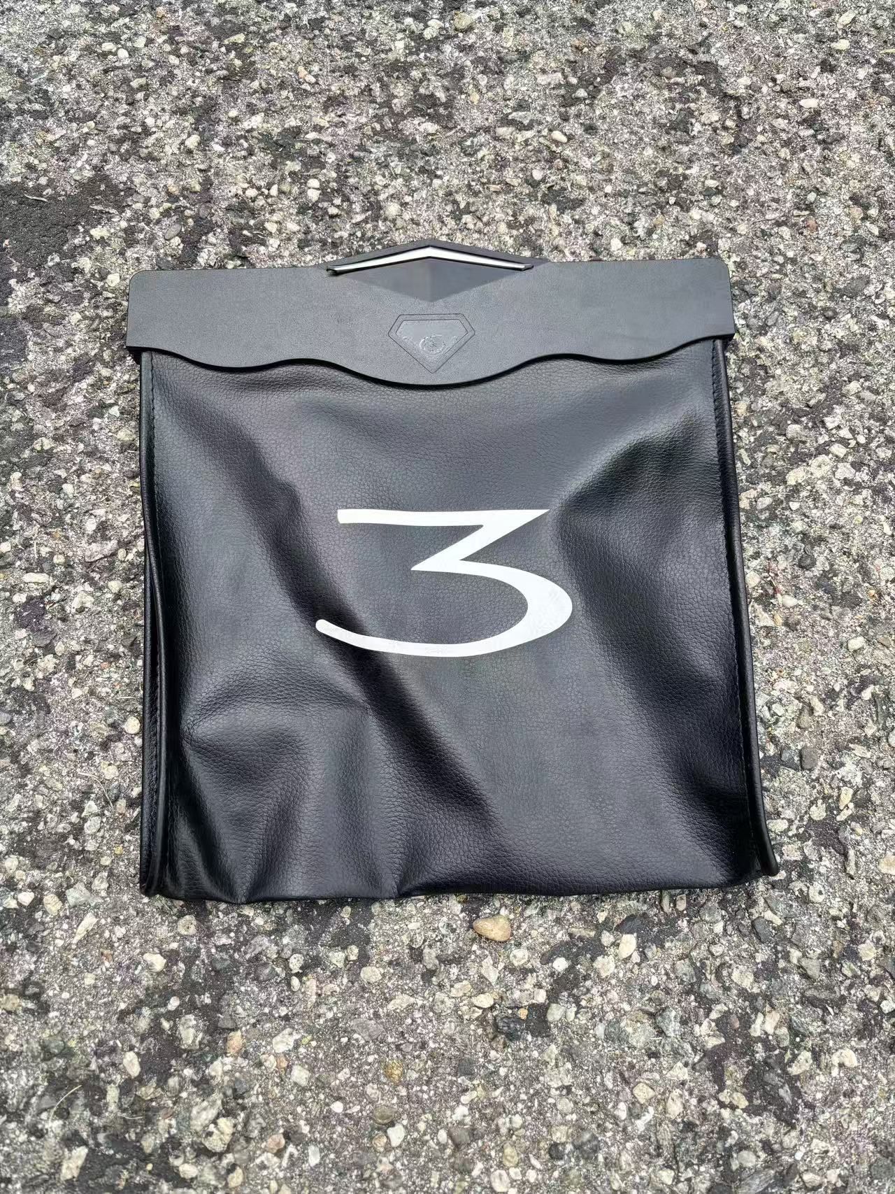 Tesla Model Y/3 Back Seat Trash Holder