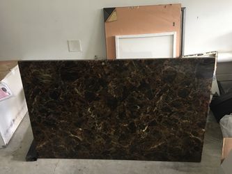 Dining room table