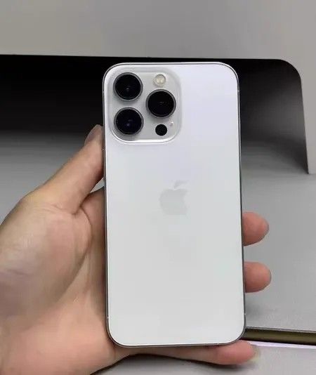 Apple 13ProMax unlocked full network 5G Apple 13promax cheap Apple 13promax second-hand mobile phone white 
