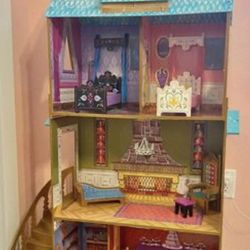 Doll house and Barbies