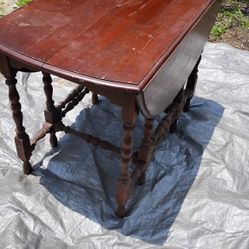 Gate Leg Table 