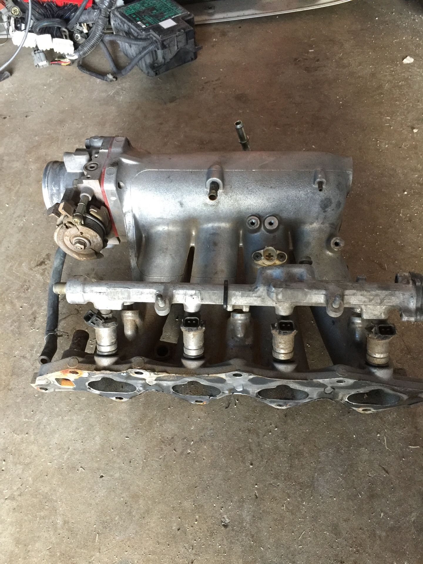 B16 Type R Intake manifold for Sale in Rancho Cucamonga, CA OfferUp