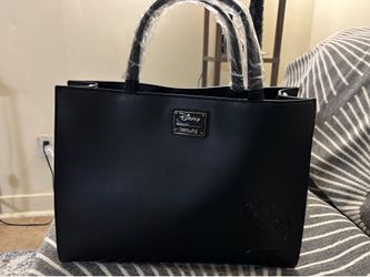 Loungefly jack skellington purse