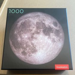 Round Moon Puzzle 1,000 Pieces