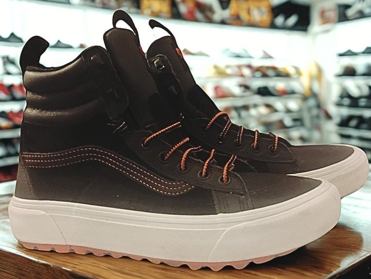 Vans Sk8-Hi Boot MTE 2.0 DX Shoes Boys/Youth Size 6 1/2