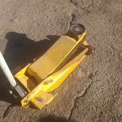 Heavy Duty Floor Jack 