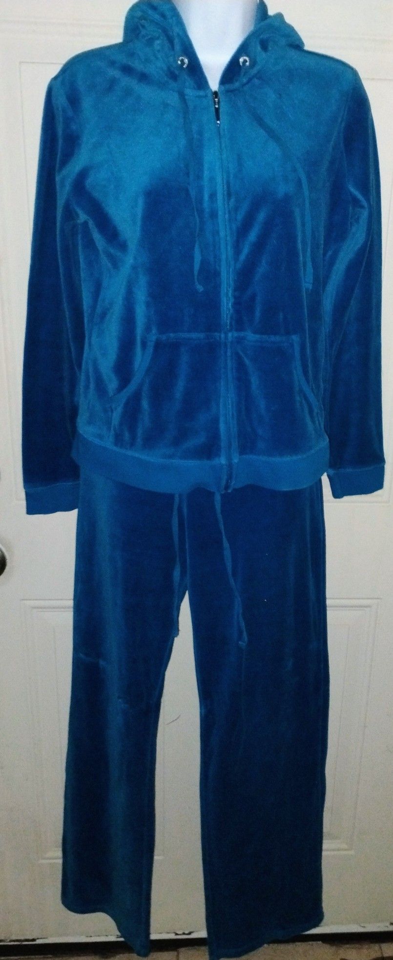 FIRM IN MERCED ‼️ WOMENS SIZE SMALL