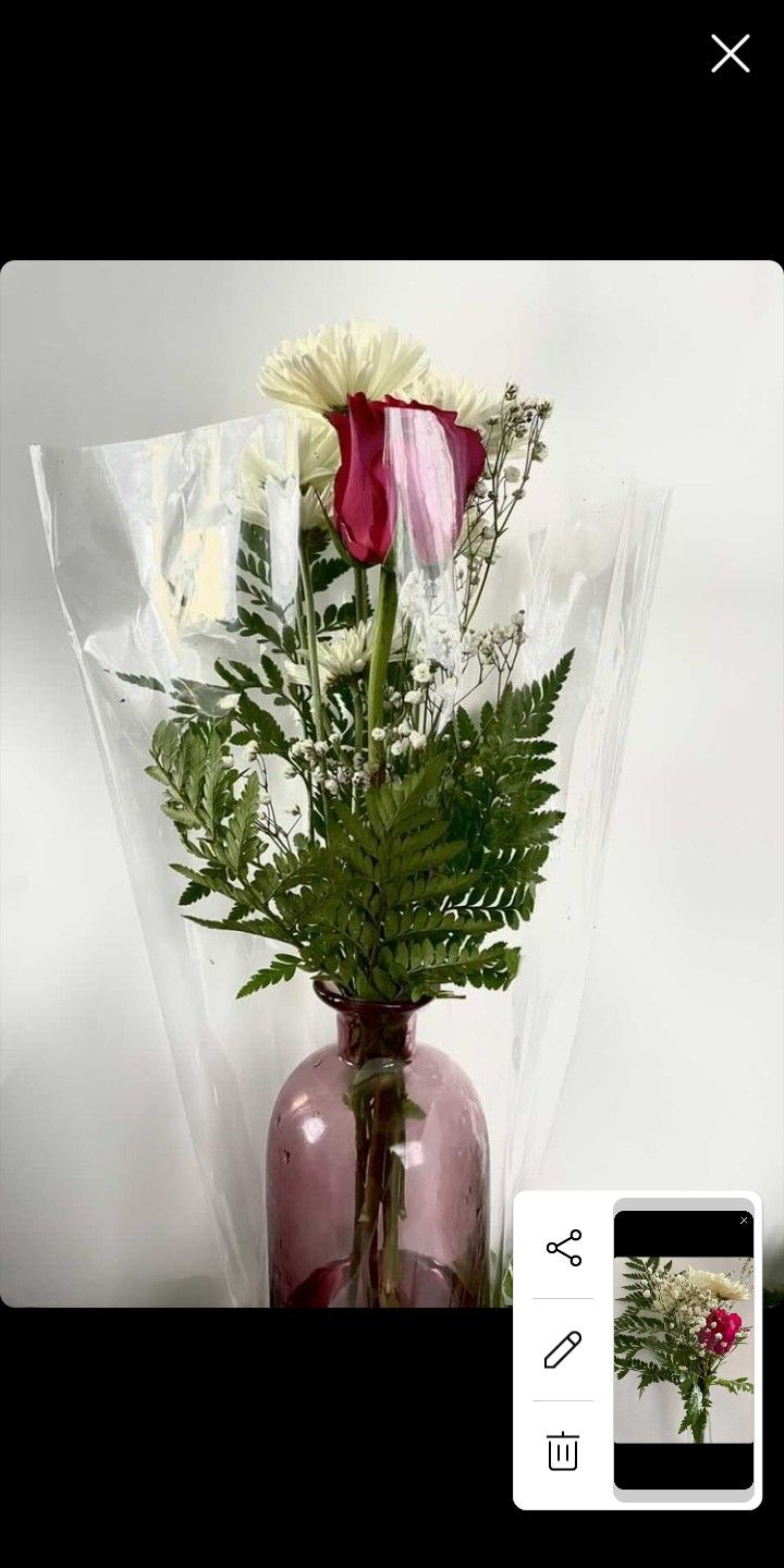 Beautiful Mother's Day Gift Baskets And Beautiful Flowers Today Only