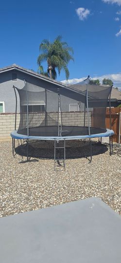 Trampoline
