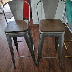 METAL STOOLS