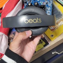 Beats Studio 3