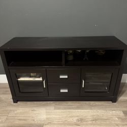 Cabinet/TV stand 