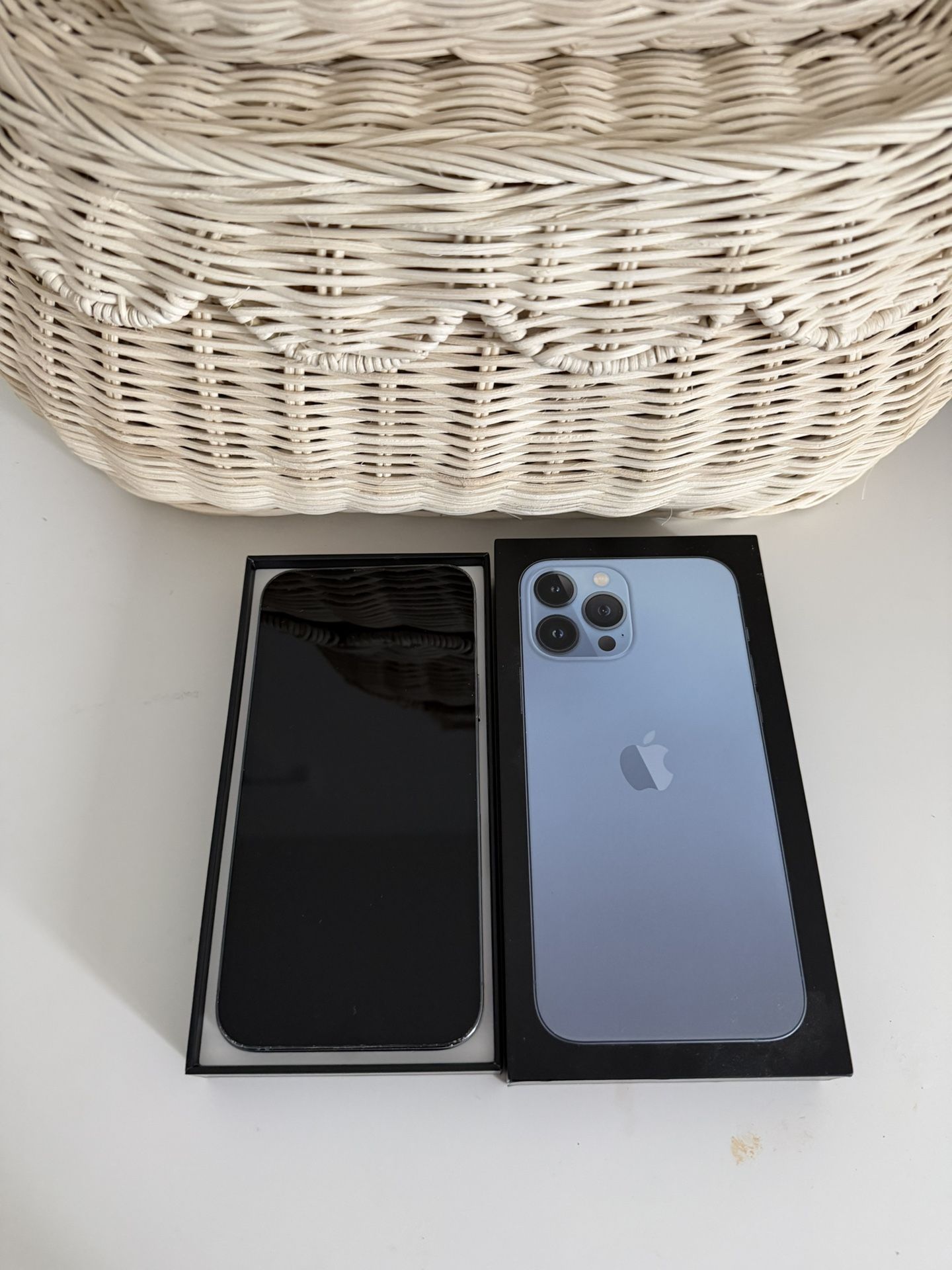 iPhone 13 Pro Max - 128GB - Sierra Blue - Unlocked