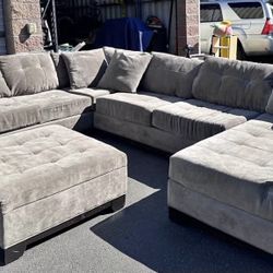 Sectional Couch 