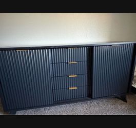 T4TREAM 60" Fluted Dresser with sliding doors and 4 Drawers