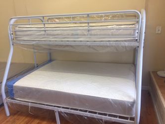 Bunk bed twin full