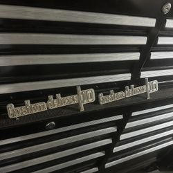 C10 Fender Badge’s 