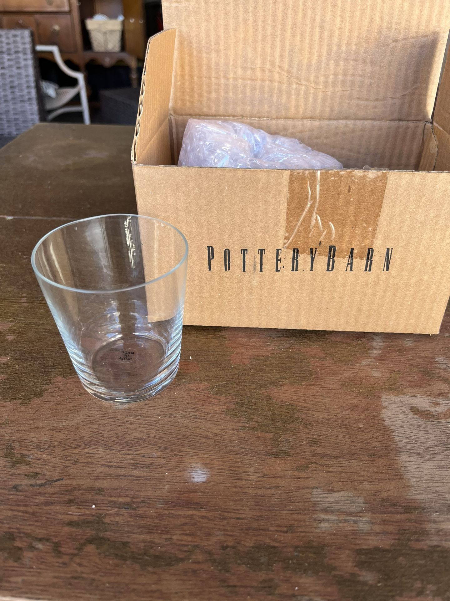 6 Drink Wear Glasses