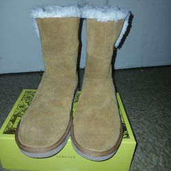 Womens Size 8 Koolaburra Fur Boots