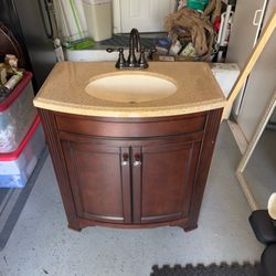 Single Sink Chocolate Freestanding Bath Vanity with Caramel Cultured Marble Top  (Assembled) , also includes 3 vanity light fixtures