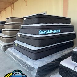 Queen White Bamboo Mattress And Boxspring Bed Set New 