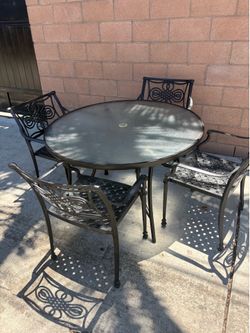 Patio Table With 4 Chairs