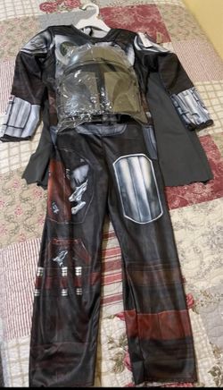 Boys Mandalorian Halloween costume (size:4/6)