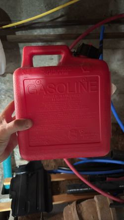 (2) 1 Gal Fuel Can