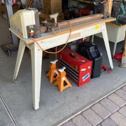 Ridgid wood lathe And Table 