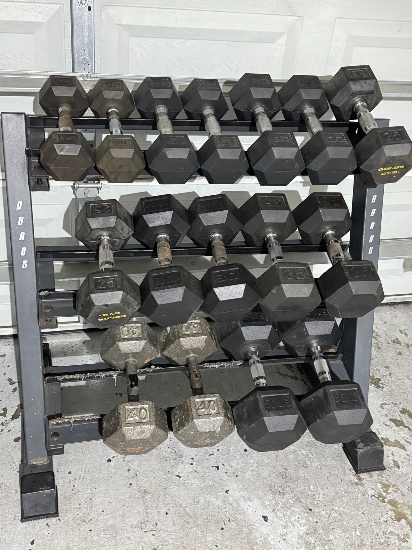 DUMBBELLS SET w/Rack