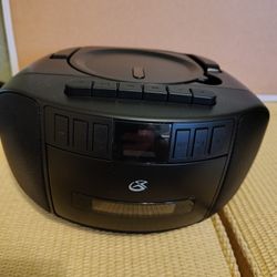 CD/Radio/Cassette Boombox