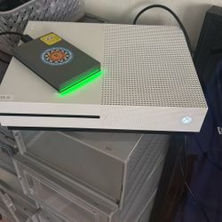 Xbox One S 