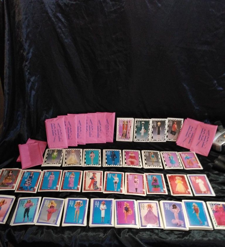 1990 Barbie Mattel Card Collection Over 300 1st Edition Cards Plus 5 Cases