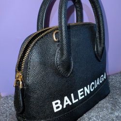 BALENCIAGA  MINI BAG BLACK $400