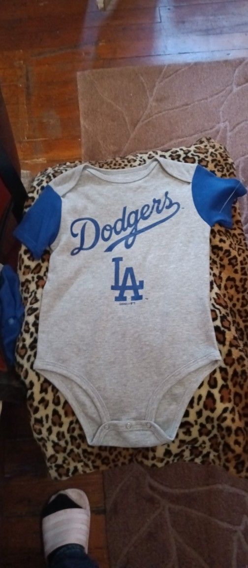 Baby DODGER ONESIE W/BIB