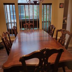 Dining Table With 6 Chairs And Protection Layer