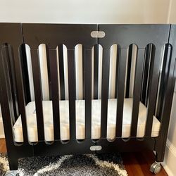 Baby alma Baby Bloom Crib