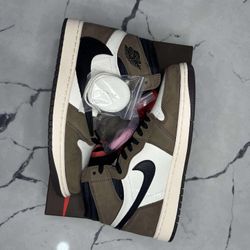 Travis Scott 1s 