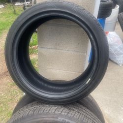 235/40ZR18
