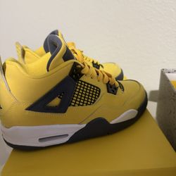 Jordan Lightning 4s 