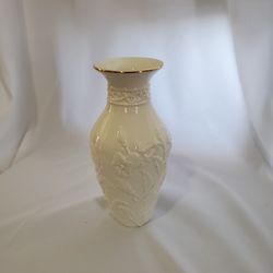 NEW Lenox Floral Meadow Canterbury Vase