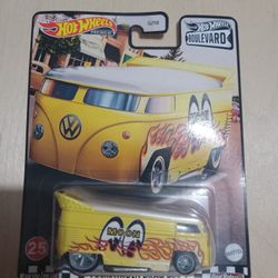 Hot Wheels Volkswagen Drag Bus