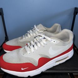 Nike air max red size 13
