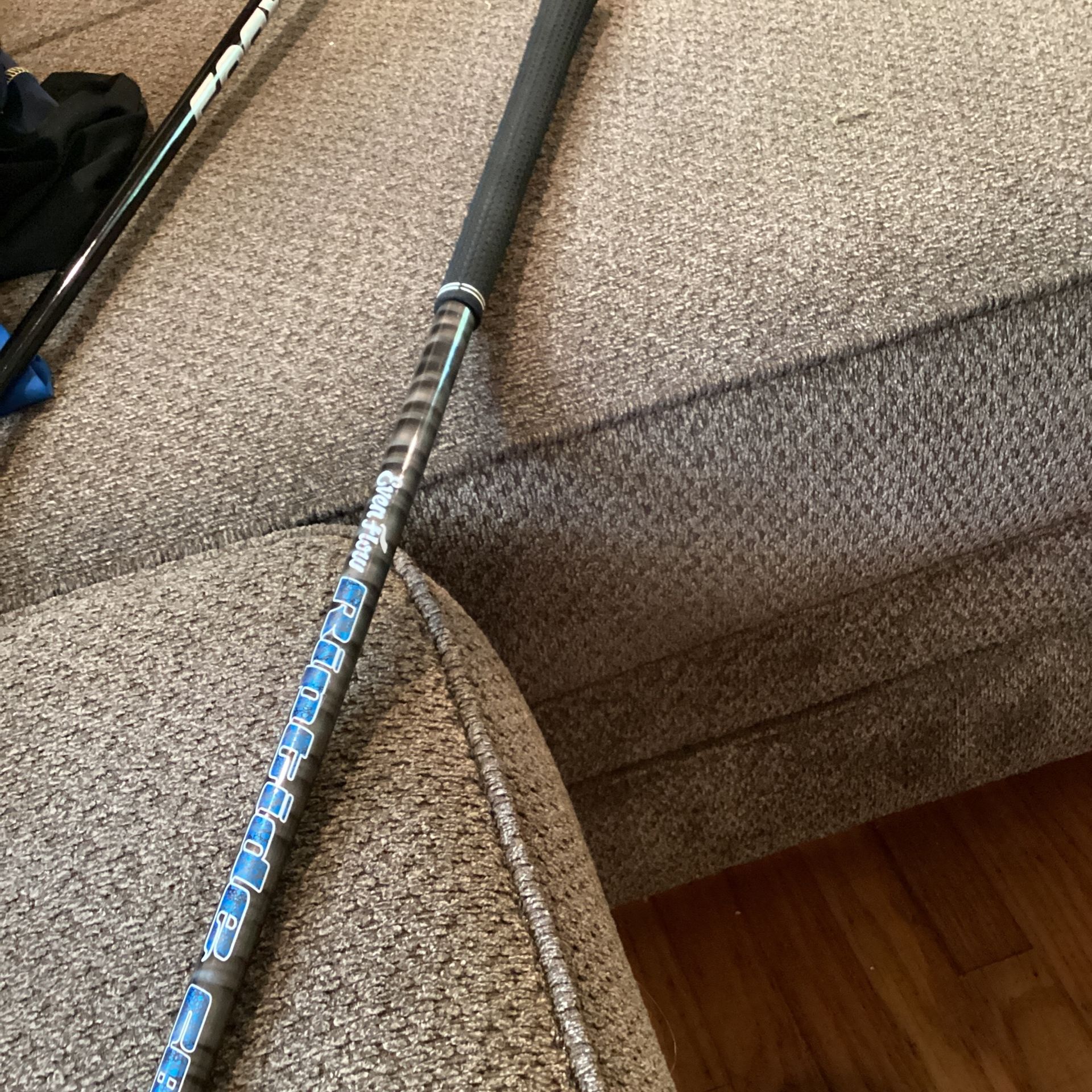 Cobra Golf Driver Shaft Even Flow Riptide CB 50g Regular Flex EXCELLENT Condition